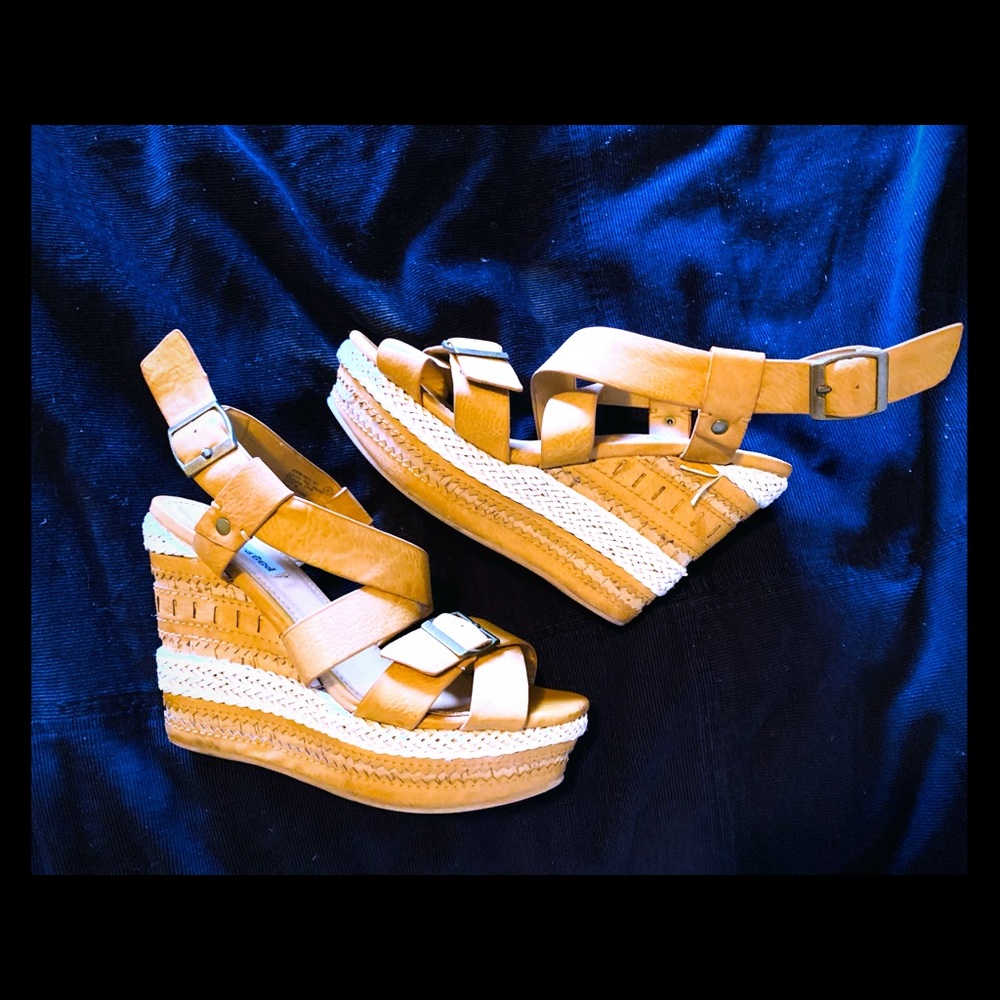 Tan platforms wedge sandals